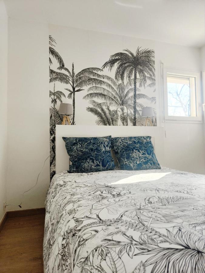 Апартаменты Beau Duplex Familial Avec Jardin Cloture Дувен Экстерьер фото
